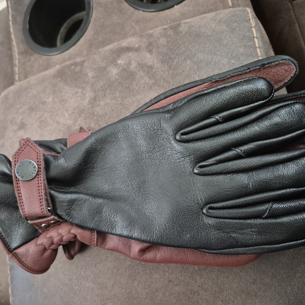 Leather Gloves